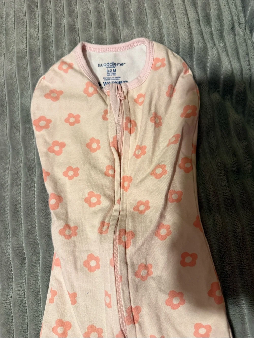 Baby swaddles